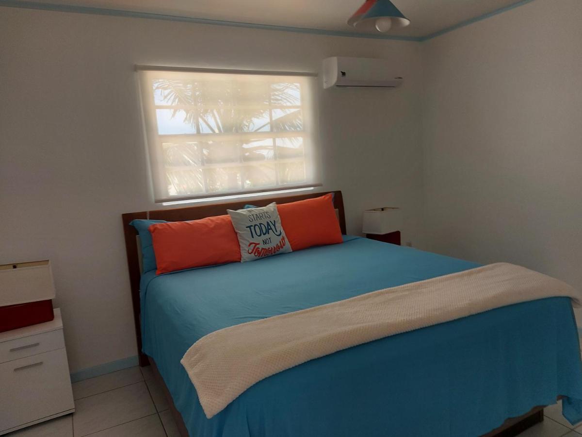 Villa Raven'S Paradise Willemstad Exterior photo